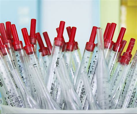 is it easy hard for the elderly to use pipettes|how to use a pipette.